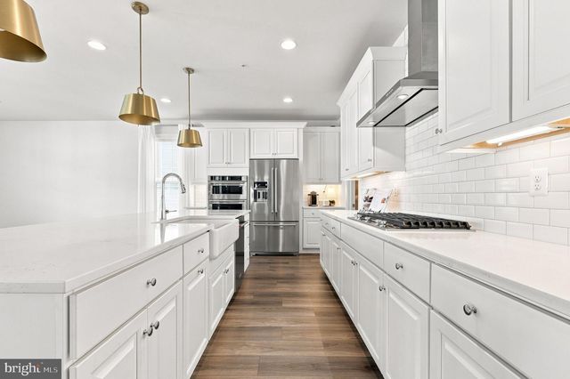 8776 WALNUT BOTTOM LN, Frederick, MD 21701