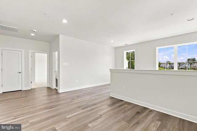 8776 WALNUT BOTTOM LN, Frederick, MD 21701