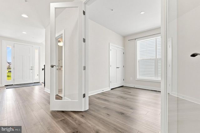 8776 WALNUT BOTTOM LN, Frederick, MD 21701