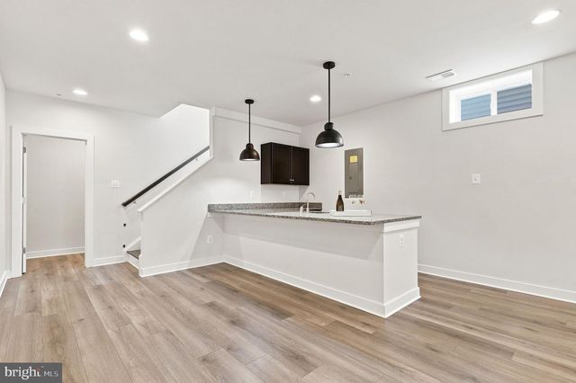 8776 WALNUT BOTTOM LN, Frederick, MD 21701