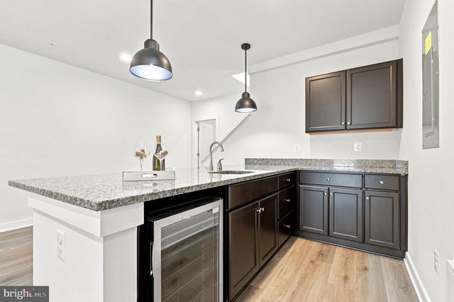 8776 WALNUT BOTTOM LN, Frederick, MD 21701