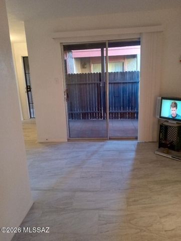 1620 N Wilmot Rd Unit D170, Tucson, AZ 85712