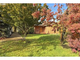 571 Nw WADE St, Estacada, OR 97023