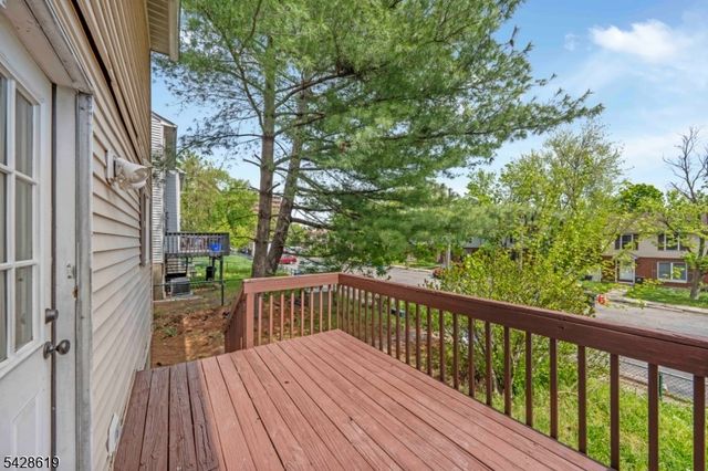 550 Bergen St, Newark City, NJ 07108