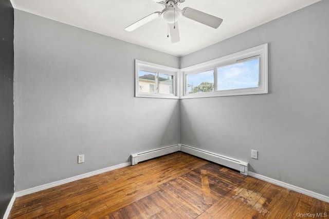 607 N Monroe Avenue, Lindenhurst, NY 11757