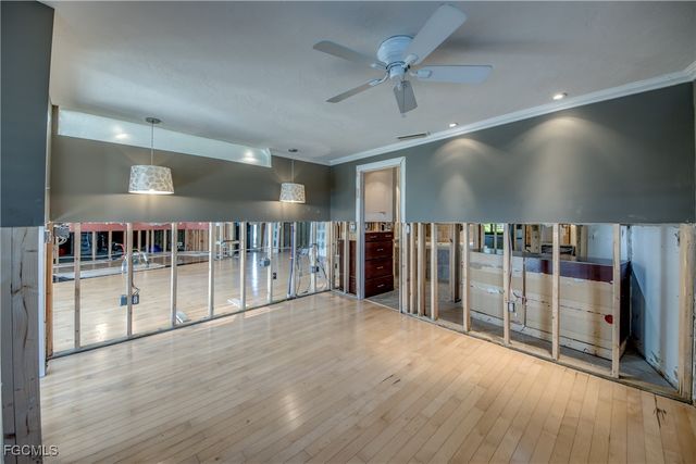 2701 Bruce ST, Matlacha, FL 33993