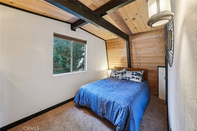 42683 Falcon Avenue, Big Bear Lake, CA 92315