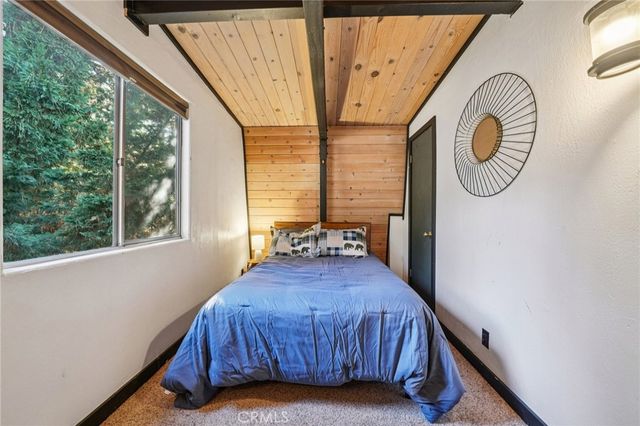 42683 Falcon Avenue, Big Bear Lake, CA 92315