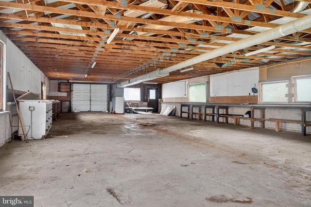 364 FORK BRIDGE, Elmer, NJ 08318