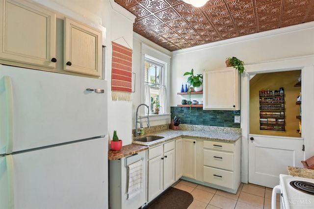 3787 Ferdinand Place, Cincinnati, OH 45209