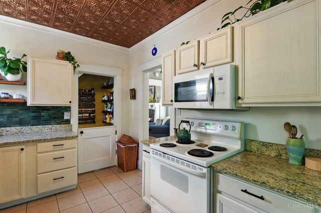 3787 Ferdinand Place, Cincinnati, OH 45209