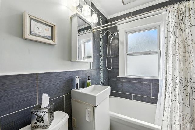 3787 Ferdinand Place, Cincinnati, OH 45209