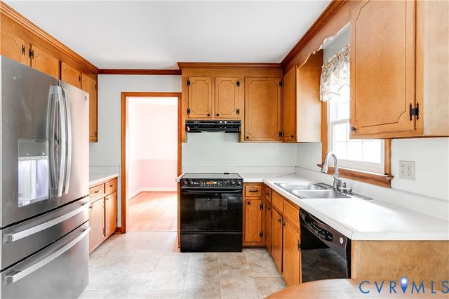 9533 Redington Dr, North Chesterfield, VA 23235