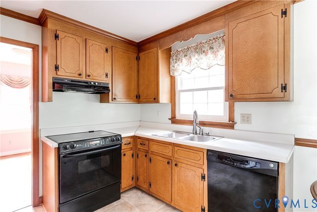9533 Redington Dr, North Chesterfield, VA 23235
