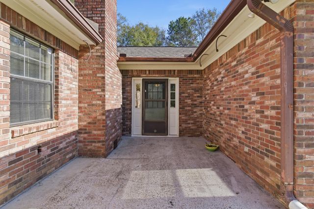 176 Jeffcoats Rd., Petal, MS 39465