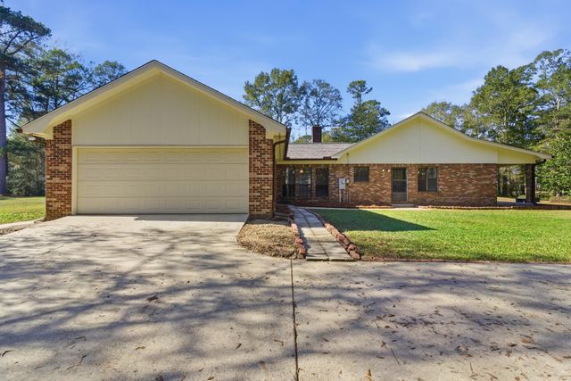 176 Jeffcoats Rd., Petal, MS 39465