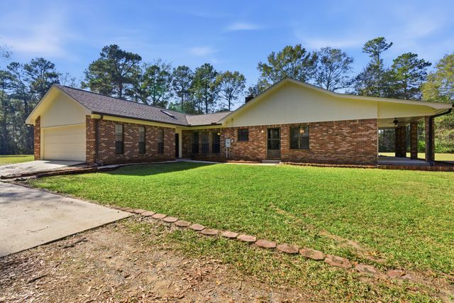 176 Jeffcoats Rd., Petal, MS 39465