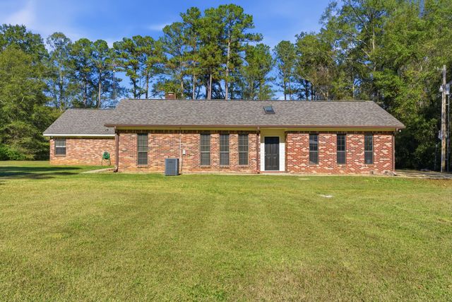 176 Jeffcoats Rd., Petal, MS 39465
