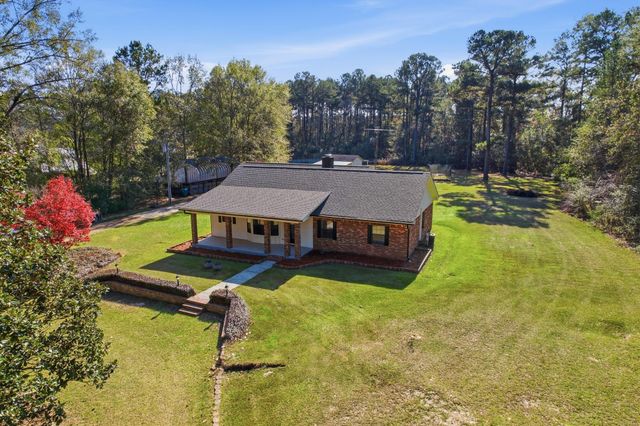 176 Jeffcoats Rd., Petal, MS 39465