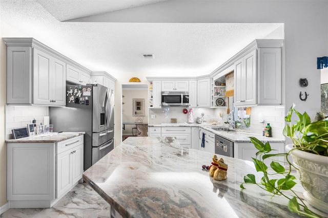 1557 KINSMAN WAY, Lakeland, FL 33809