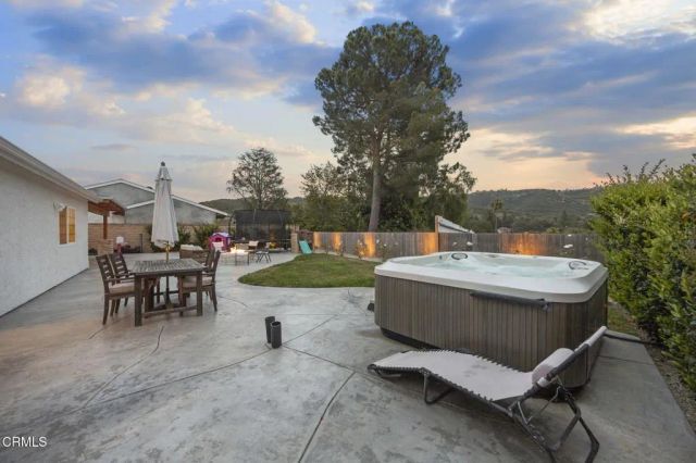 542 American Oaks Avenue, Thousand Oaks, CA 91320