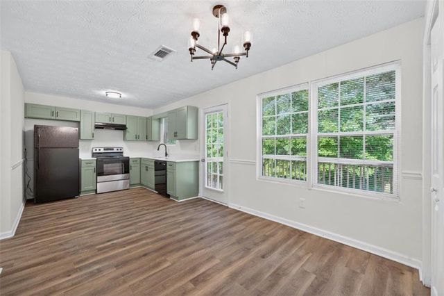1424 Steam Engine Way NE, Conyers, GA 30013