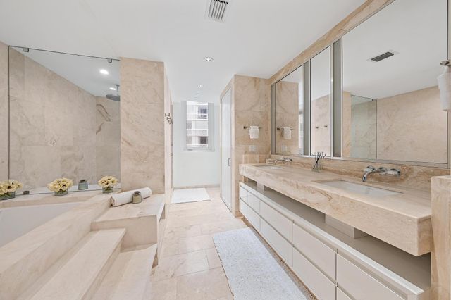 3550 S Ocean Boulevard 3d, South Palm Beach, FL 33480