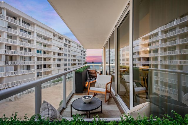 3550 S Ocean Boulevard 3d, South Palm Beach, FL 33480