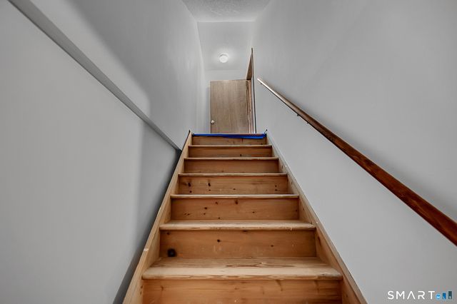 81 Chipman Street APT 13, Waterbury, CT 06708