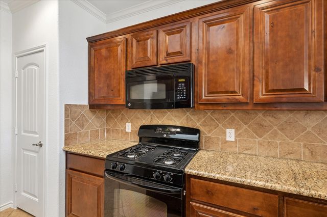 5109 Carnoustie Trail, Arlington, TX 76001