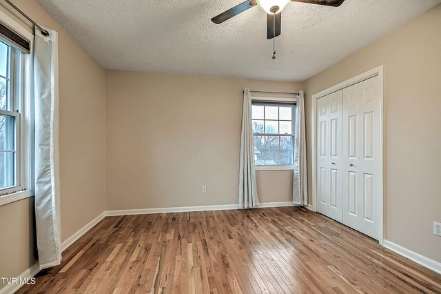 220 Eastwood Drive, Bluff City, TN 37618