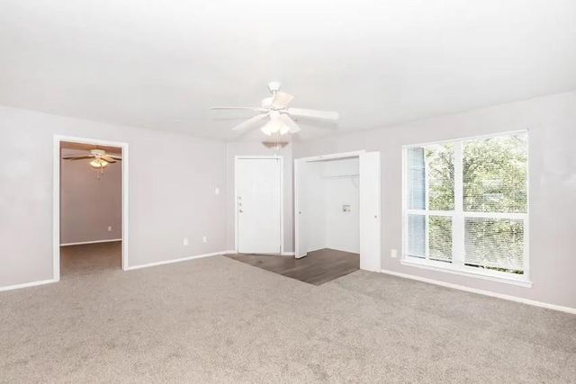 12151 N Interstate Hwy 35 C, Austin, TX 78753