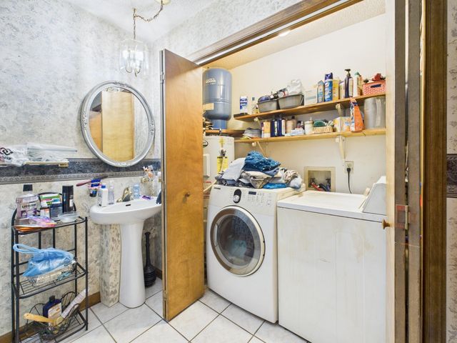 150 Amber Dr DR, Bassett, VA 24055