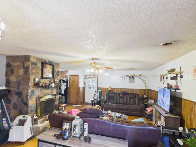 150 Amber Dr DR, Bassett, VA 24055