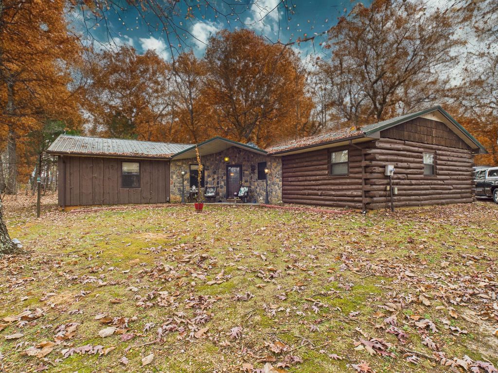 150 Amber Dr DR, Bassett, VA 24055