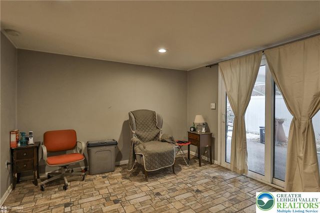 209 North Fairview Street, Nazareth Boro, PA 18064