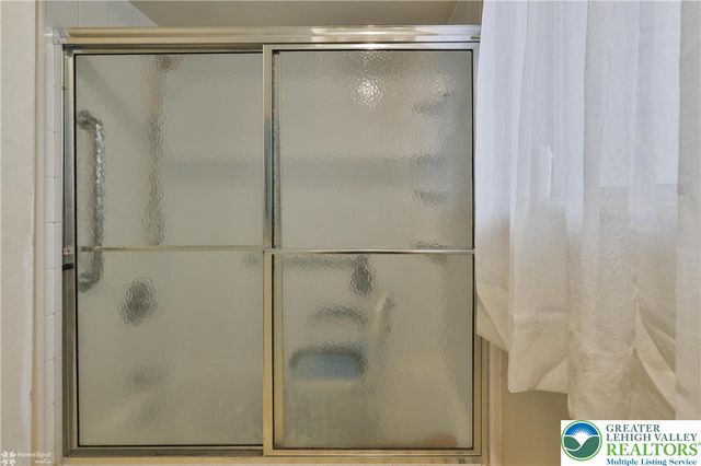 209 North Fairview Street, Nazareth Boro, PA 18064