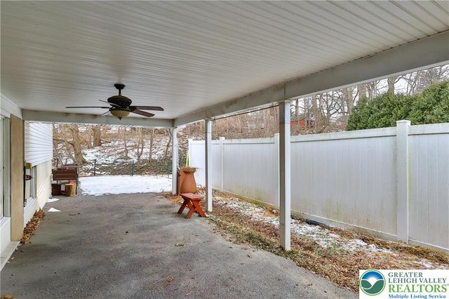 209 North Fairview Street, Nazareth Boro, PA 18064