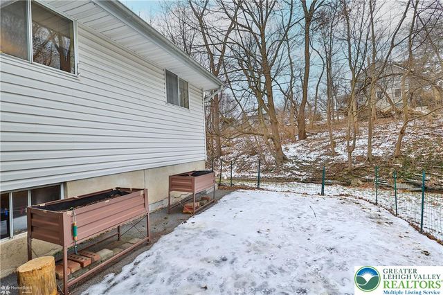 209 North Fairview Street, Nazareth Boro, PA 18064