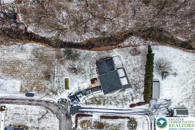 209 North Fairview Street, Nazareth Boro, PA 18064