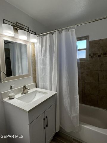 4317 E Yandell Drive, El Paso, TX 79903
