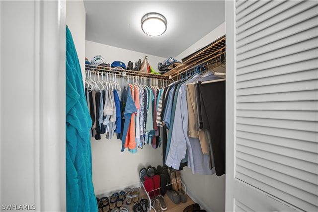 3000 Gulf Shore BLVD N 214, Naples, FL 34103