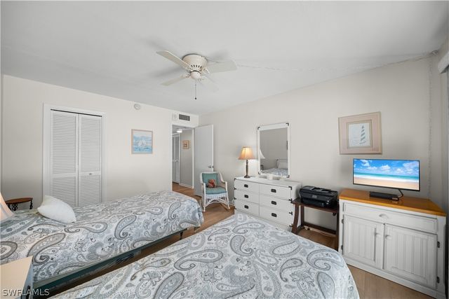 3000 Gulf Shore BLVD N 214, Naples, FL 34103