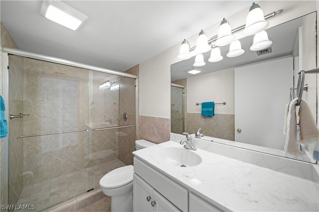 3000 Gulf Shore BLVD N 214, Naples, FL 34103