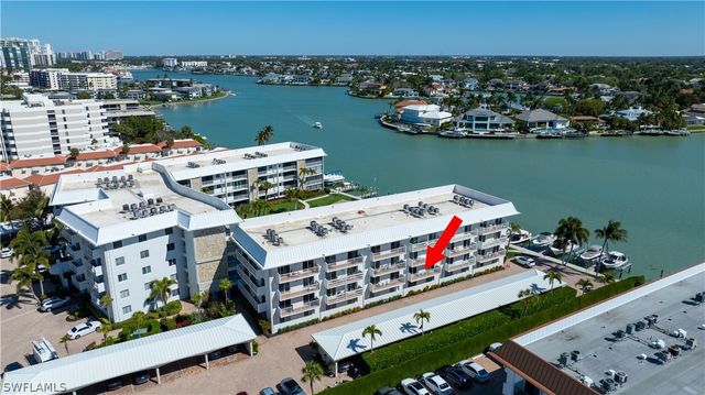 3000 Gulf Shore BLVD N 214, Naples, FL 34103