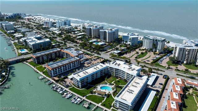 3000 Gulf Shore BLVD N 214, Naples, FL 34103