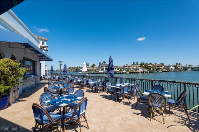 3000 Gulf Shore BLVD N 214, Naples, FL 34103