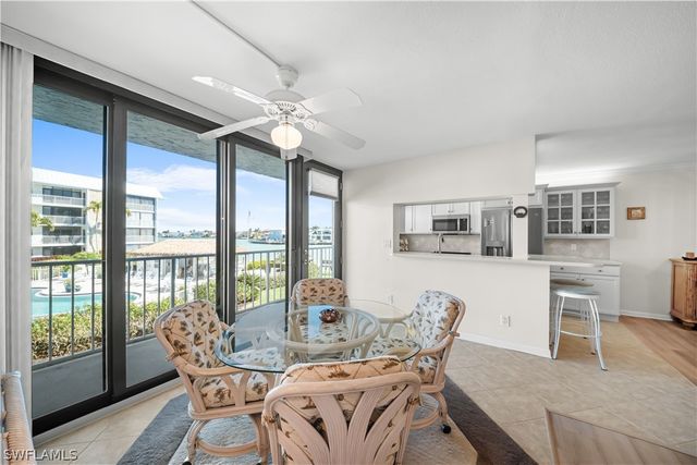 3000 Gulf Shore BLVD N 214, Naples, FL 34103