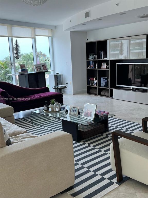 19955 NE 38th Ct 606, Aventura, FL 33180