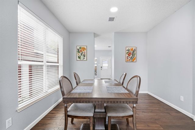 904 Yukon Drive, Lewisville, TX 75077